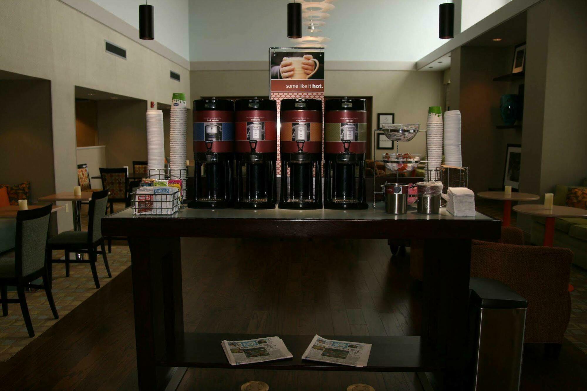 Hampton Inn & Suites Wilkes-Barre Restaurant foto